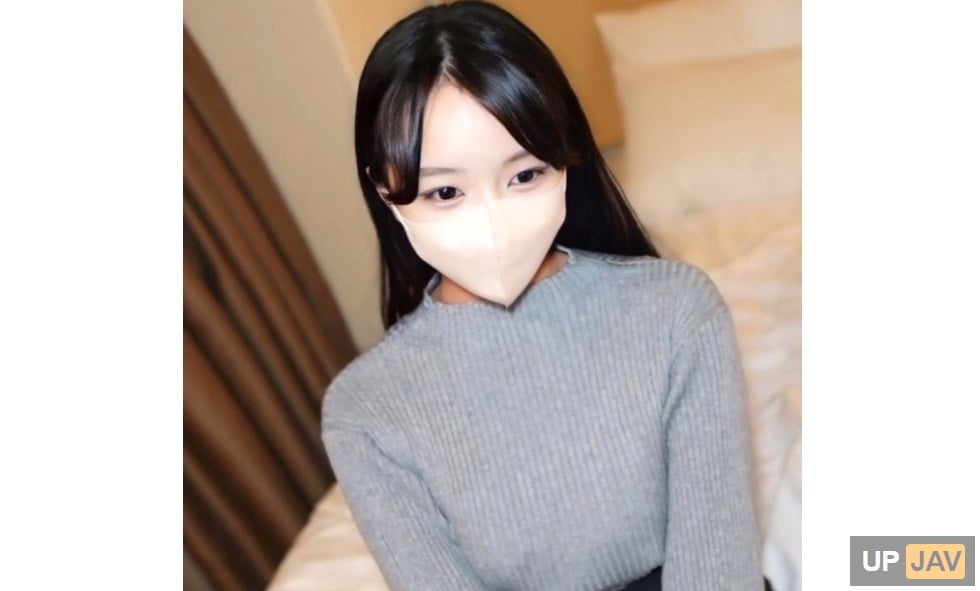 FC2-PPV-4602994 ``僅限現在的特價'' 一位因為害怕人群而性格孤僻的女人告訴我，她很孤獨，寧願獨自一人也不願在人群中說話，所以我射在她體內，她希望我已經做到瞭。